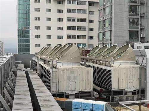 低噪音<a href=http://www.kunmengsh.com target=_blank class=infotextkey>冷卻塔降噪</a>